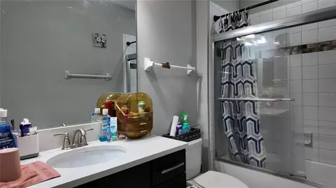 Bath - 7850 52nd Ter E, Bradenton, FL 34203 photo 3 of 3