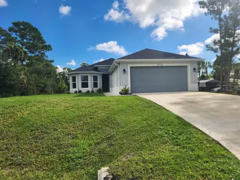 2728 Canoe Ln, North Port, FL 34286