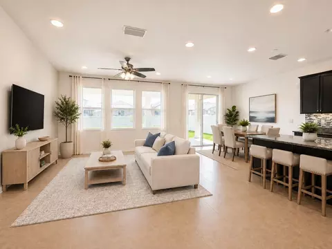Living - 10820 79th St E, Parrish, FL 34219 photo 2 of 3