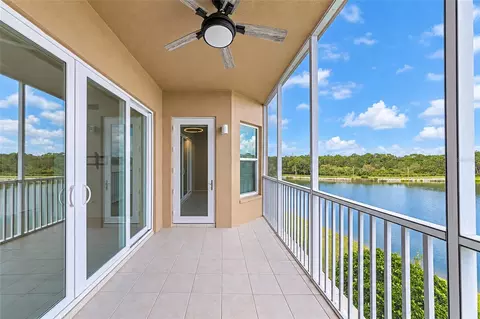 Exterior - 10530 Boardwalk Loop #202, Bradenton, FL 34202 photo 5 of 11
