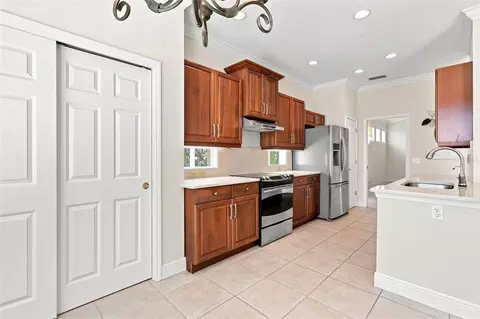Kitchen - 1328 Thornapple Dr, Osprey, FL 34229 photo 1 of 4