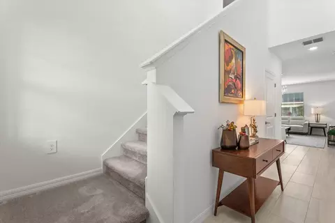Entry Way - 8431 Bella Mar Trl, Parrish, FL 34219 photo 2 of 2