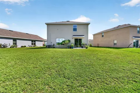 Exterior - 10137 Charlotte Dr, Parrish, FL 34219 photo 6 of 11