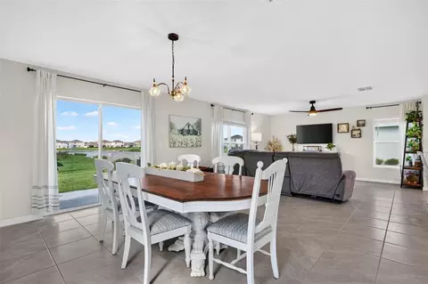 Dining - 10137 Charlotte Dr, Parrish, FL 34219 photo 3 of 5
