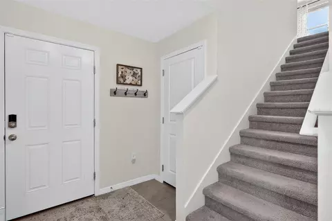 Entry Way - 10137 Charlotte Dr, Parrish, FL 34219 photo 3 of 5