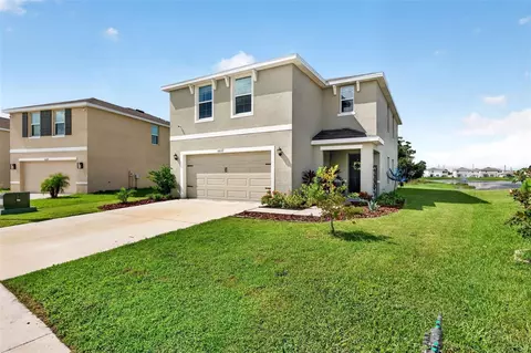 Exterior - 10137 Charlotte Dr, Parrish, FL 34219 photo 9 of 11