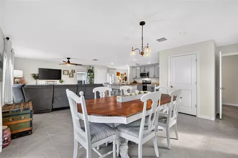 Dining - 10137 Charlotte Dr, Parrish, FL 34219 photo 1 of 5