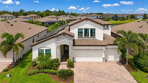 Exterior - 9211 Isabella Cir, Parrish, FL 34219 photo 12 of 12