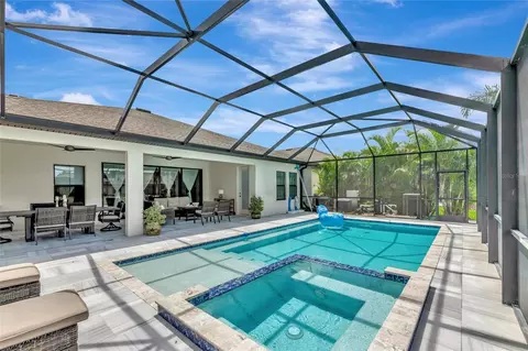 Exterior - 9211 Isabella Cir, Parrish, FL 34219 photo 3 of 12