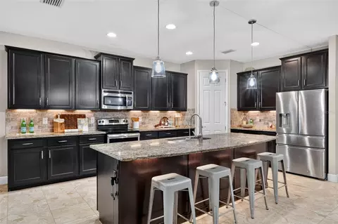 Kitchen - 17111 2nd Ave E, Bradenton, FL 34212 photo 3 of 4
