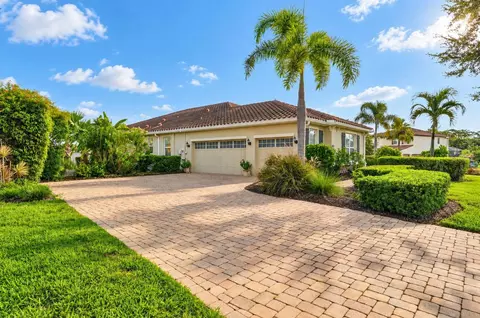 Exterior - 17111 2nd Ave E, Bradenton, FL 34212 photo 13 of 17