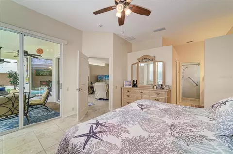 Bedroom - 4729 Peridia Blvd E, Bradenton, FL 34203 photo 2 of 5