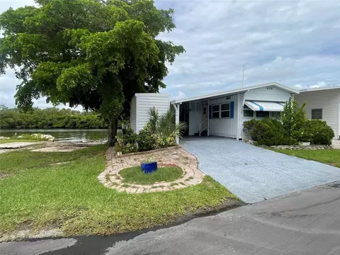 193 Jet Dr, Palmetto, FL 34221