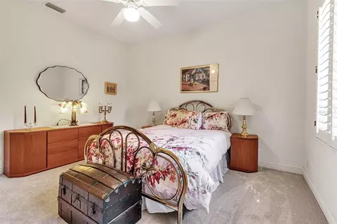 Bedroom - 362 Macewen Dr, Osprey, FL 34229 photo 4 of 6