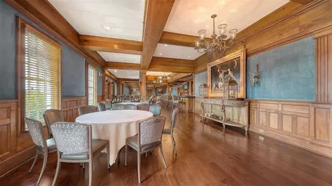 Dining - 362 Macewen Dr, Osprey, FL 34229 photo 3 of 6