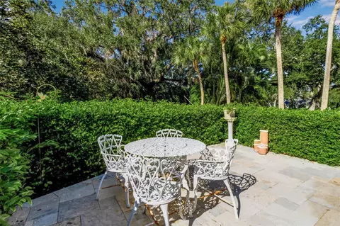 Exterior - 362 Macewen Dr, Osprey, FL 34229 photo 6 of 12