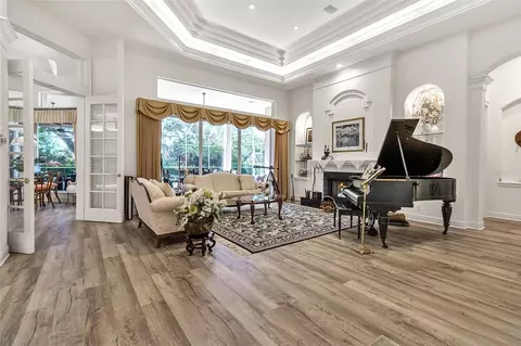 Living - 362 Macewen Dr, Osprey, FL 34229 photo 1 of 4