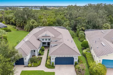 921 Riverscape St, Bradenton, FL 34208