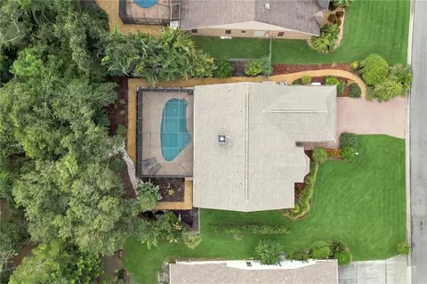 7311 43rd St E, Sarasota, FL 34243