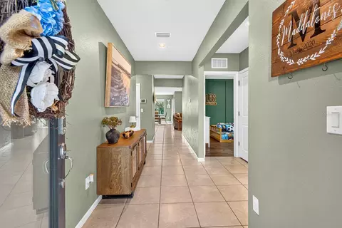 Entry Way - 9348 Royal River Cir, Parrish, FL 34219 photo 2 of 5