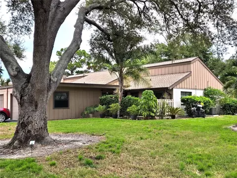 5699 Westwind Ln, Sarasota, FL 34231