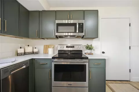Kitchen - 15210 Lancer Rd, Spring Hill, FL 34610 photo 2 of 5