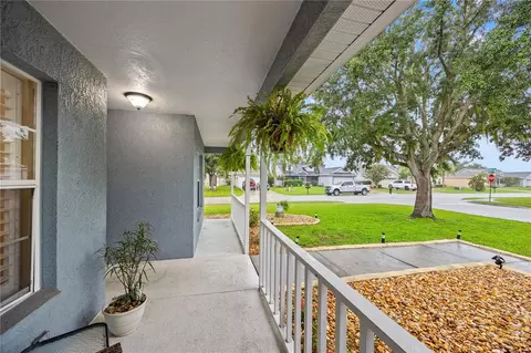 Exterior - 12167 Warwick Cir, Parrish, FL 34219 photo 5 of 17