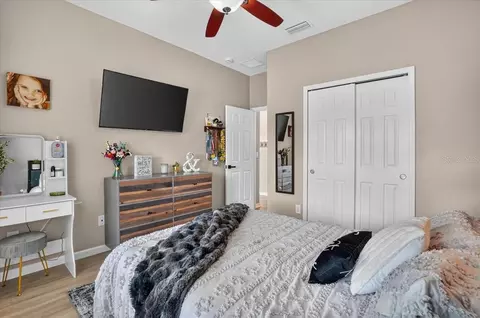 Bedroom - 8003 111th Ter E, Parrish, FL 34219 photo 4 of 8