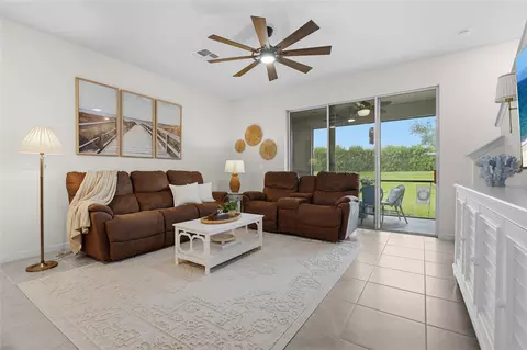 Living - 17668 Crescent Moon Loop, Bradenton, FL 34211 photo 1 of 2