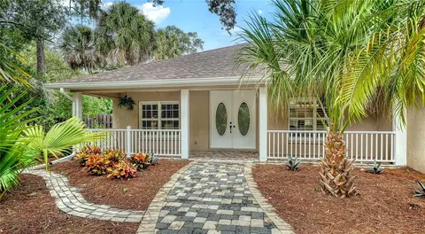 2166 Sylvan Lea Dr, Sarasota, FL 34240