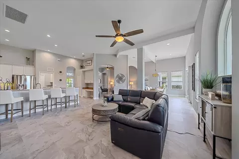 Living - 8015 Spring Marsh Dr, Bradenton, FL 34201 photo 1 of 6