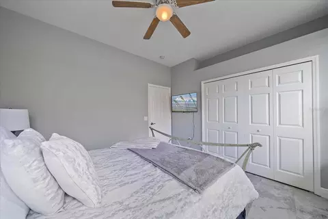 Bedroom - 8015 Spring Marsh Dr, Bradenton, FL 34201 photo 4 of 9