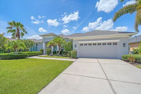 Exterior - 8015 Spring Marsh Dr, Bradenton, FL 34201 photo 2 of 8