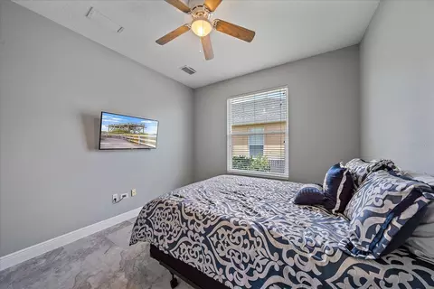Bedroom - 8015 Spring Marsh Dr, Bradenton, FL 34201 photo 2 of 9