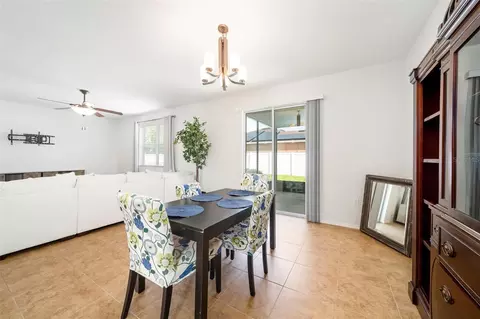 Dining - 115 64th Ave E, Bradenton, FL 34203 photo 2 of 4