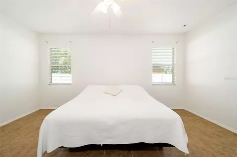 Bedroom - 115 64th Ave E, Bradenton, FL 34203 photo 7 of 7