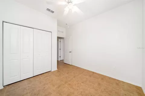 Bedroom - 115 64th Ave E, Bradenton, FL 34203 photo 5 of 7