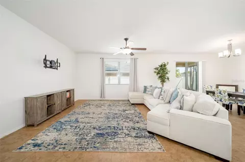 Living - 115 64th Ave E, Bradenton, FL 34203 photo 2 of 4