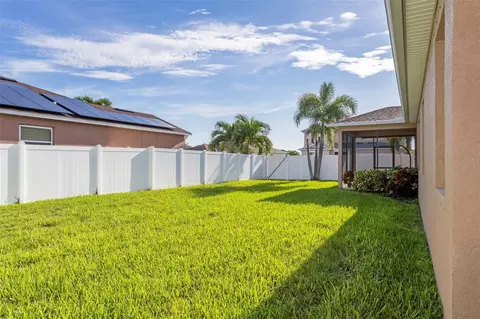 Exterior - 115 64th Ave E, Bradenton, FL 34203 photo 8 of 15