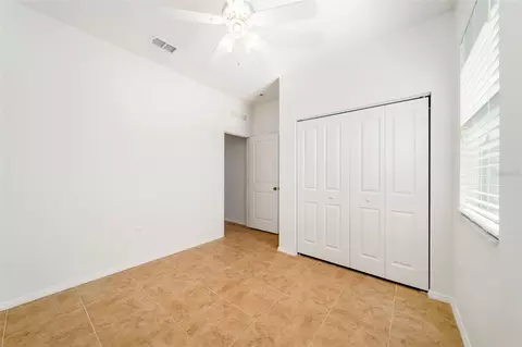 Bedroom - 115 64th Ave E, Bradenton, FL 34203 photo 2 of 7