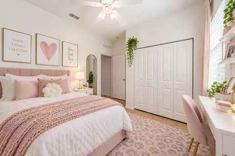 Bedroom - 115 64th Ave E, Bradenton, FL 34203 photo 1 of 7