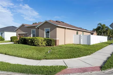 Exterior - 115 64th Ave E, Bradenton, FL 34203 photo 11 of 15