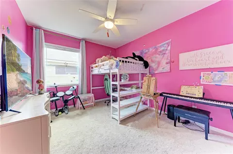 Bedroom - 11227 Spring Gate Trl, Bradenton, FL 34211 photo 5 of 8