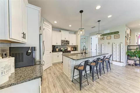 Kitchen - 11227 Spring Gate Trl, Bradenton, FL 34211 photo 3 of 4