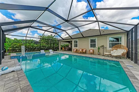 Exterior - 11227 Spring Gate Trl, Bradenton, FL 34211 photo 13 of 14