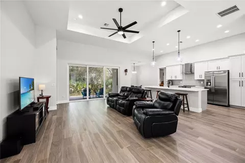 Living - 400 S Moon Dr, Venice, FL 34292 photo 2 of 2
