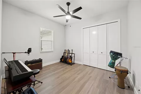 Bedroom - 400 S Moon Dr, Venice, FL 34292 photo 1 of 5