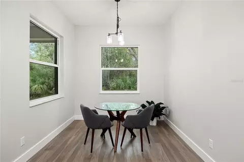 Dining - 400 S Moon Dr, Venice, FL 34292 photo 1 of 1