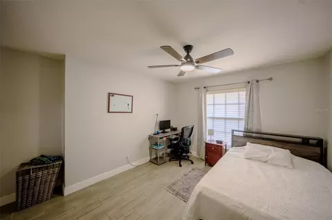 Bedroom - 4722 78th Ct E, Bradenton, FL 34203 photo 5 of 5