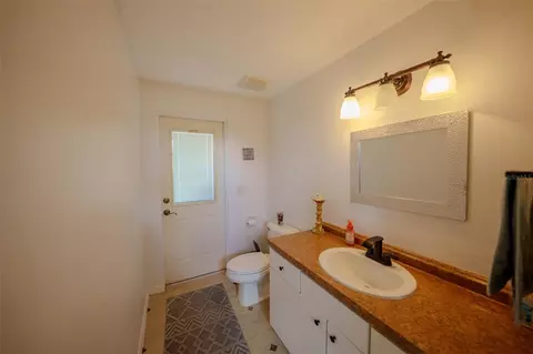 Bath - 4722 78th Ct E, Bradenton, FL 34203 photo 3 of 4